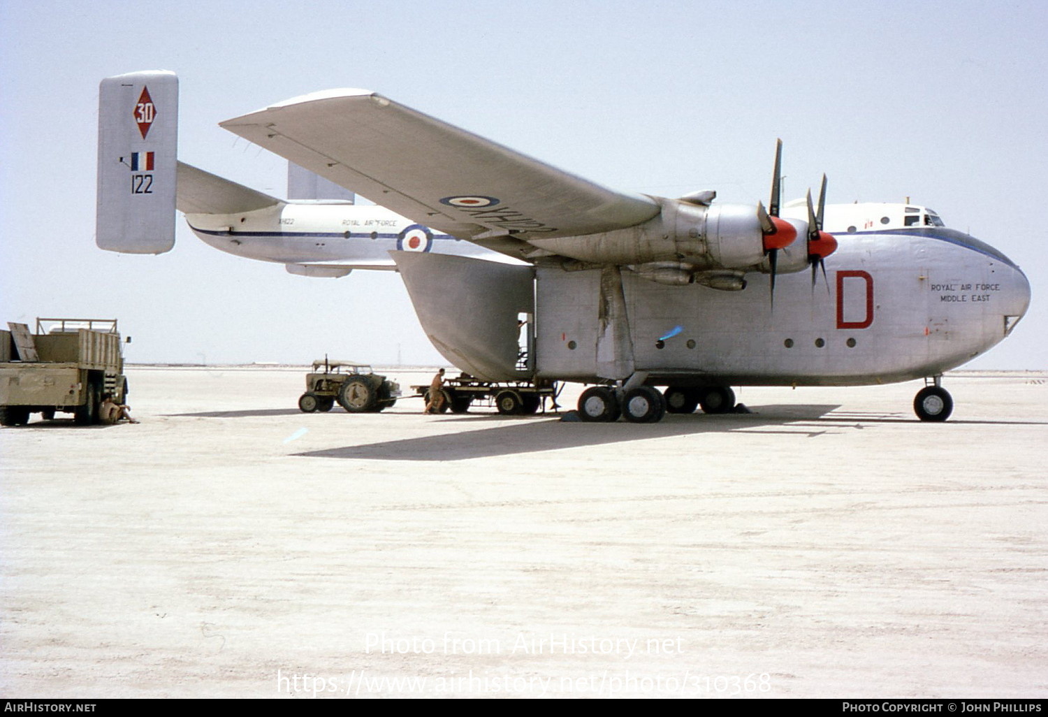 Aircraft Photo of XH122 | Blackburn B-101 Beverley C1 | UK - Air Force | AirHistory.net #310368