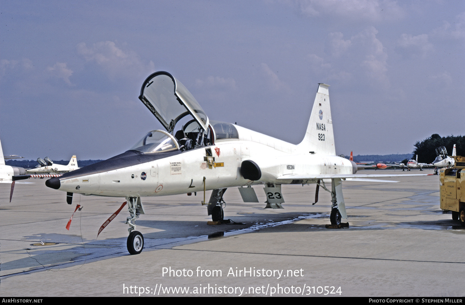 Aircraft Photo of NASA 923 / N923NA / 66-8355 | Northrop T-38A Talon | NASA - National Aeronautics and Space Administration | AirHistory.net #310524