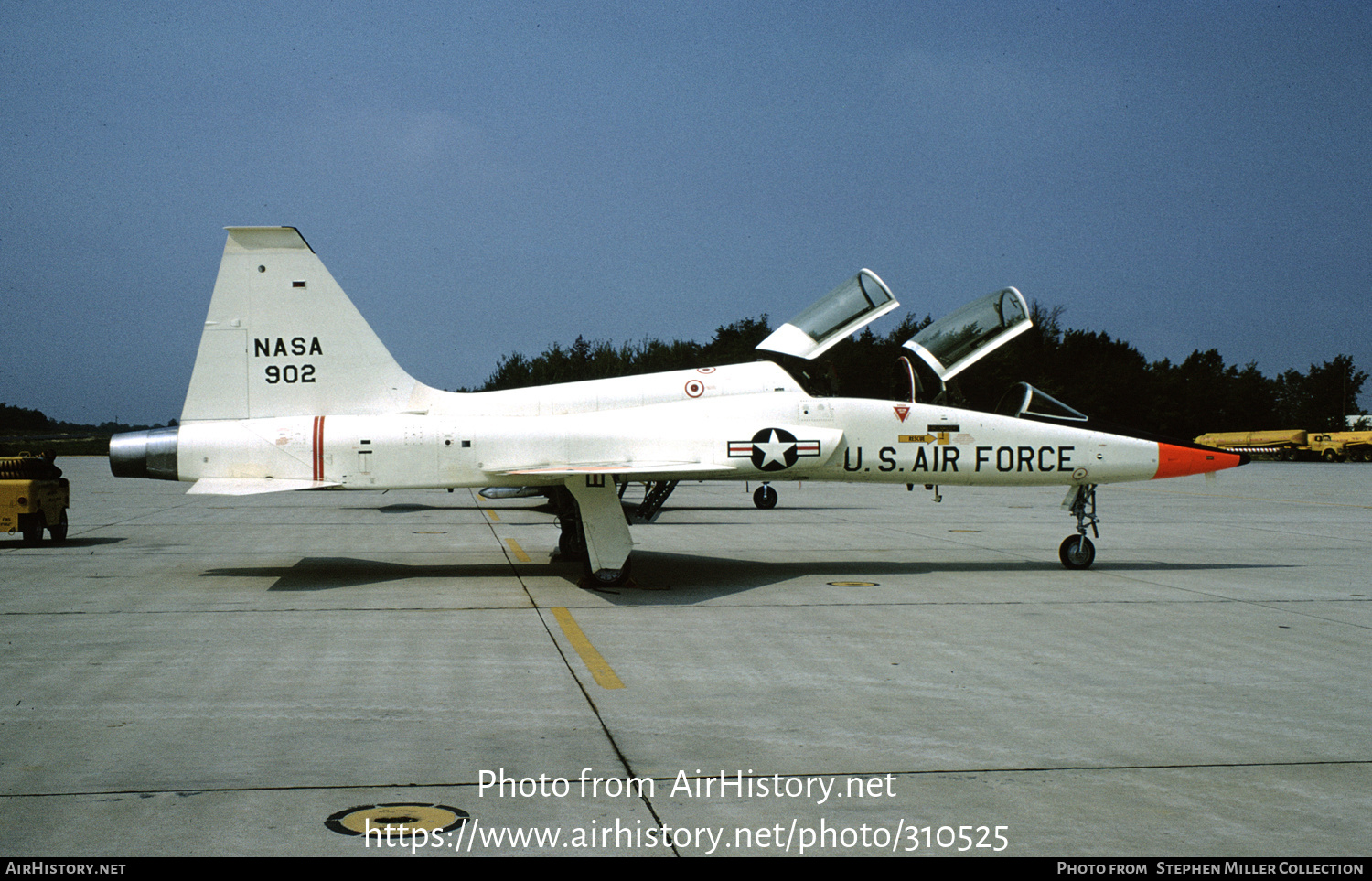 Aircraft Photo of NASA 902 / 63-8193 | Northrop T-38A Talon | NASA - National Aeronautics and Space Administration | AirHistory.net #310525