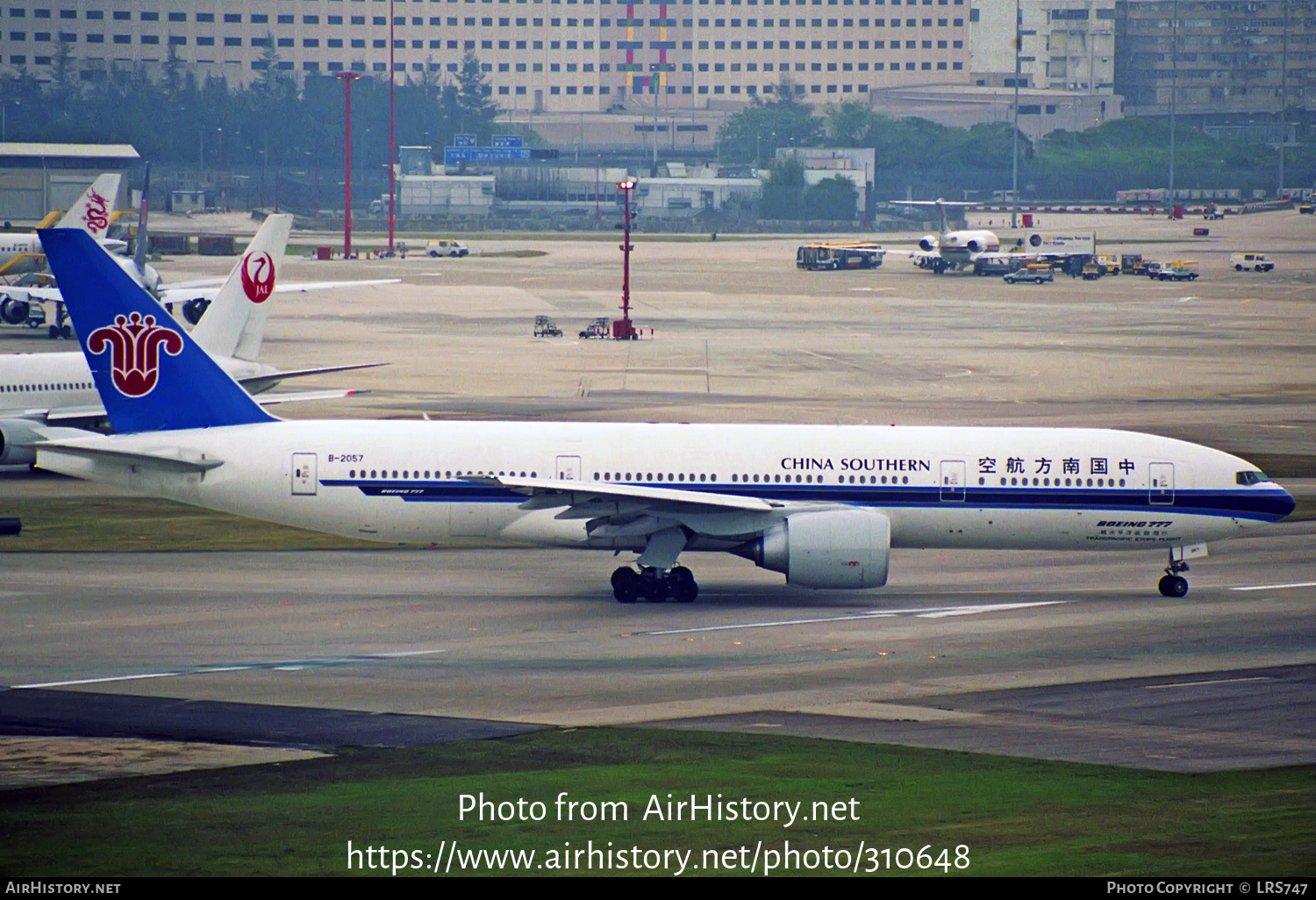 Aircraft Photo of B-2057 | Boeing 777-21B/ER | China Southern Airlines | AirHistory.net #310648