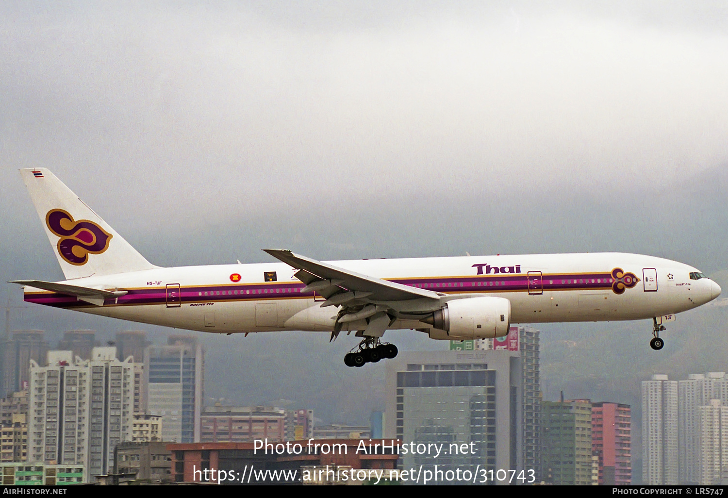 Aircraft Photo of HS-TJF | Boeing 777-2D7 | Thai Airways International | AirHistory.net #310743