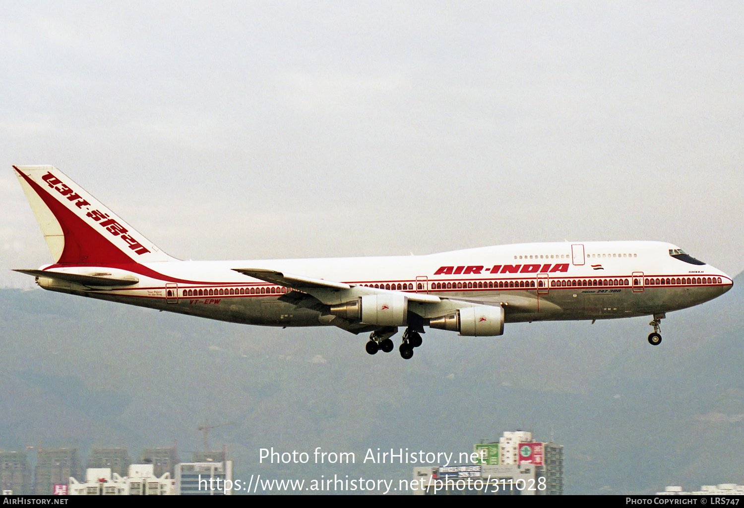 Aircraft Photo of VT-EPW | Boeing 747-337M | Air India | AirHistory.net #311028