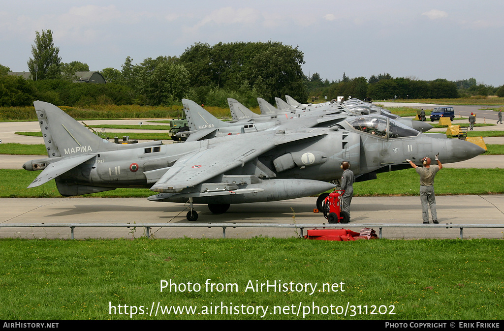 Aircraft Photo of MM7217 | Boeing AV-8B Harrier II+ | Italy - Navy | AirHistory.net #311202