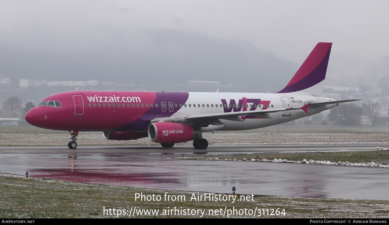 Aircraft Photo of HA-LYV | Airbus A320-232 | Wizz Air | AirHistory.net #311264