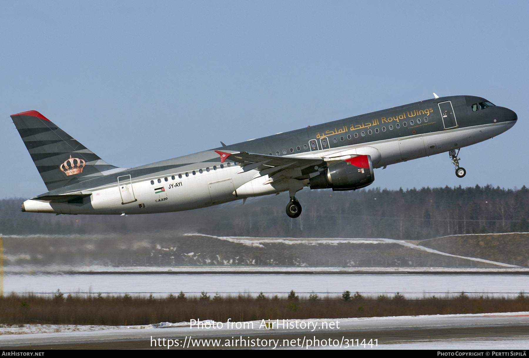 Aircraft Photo of JY-AYI | Airbus A320-212 | Royal Wings | AirHistory.net #311441