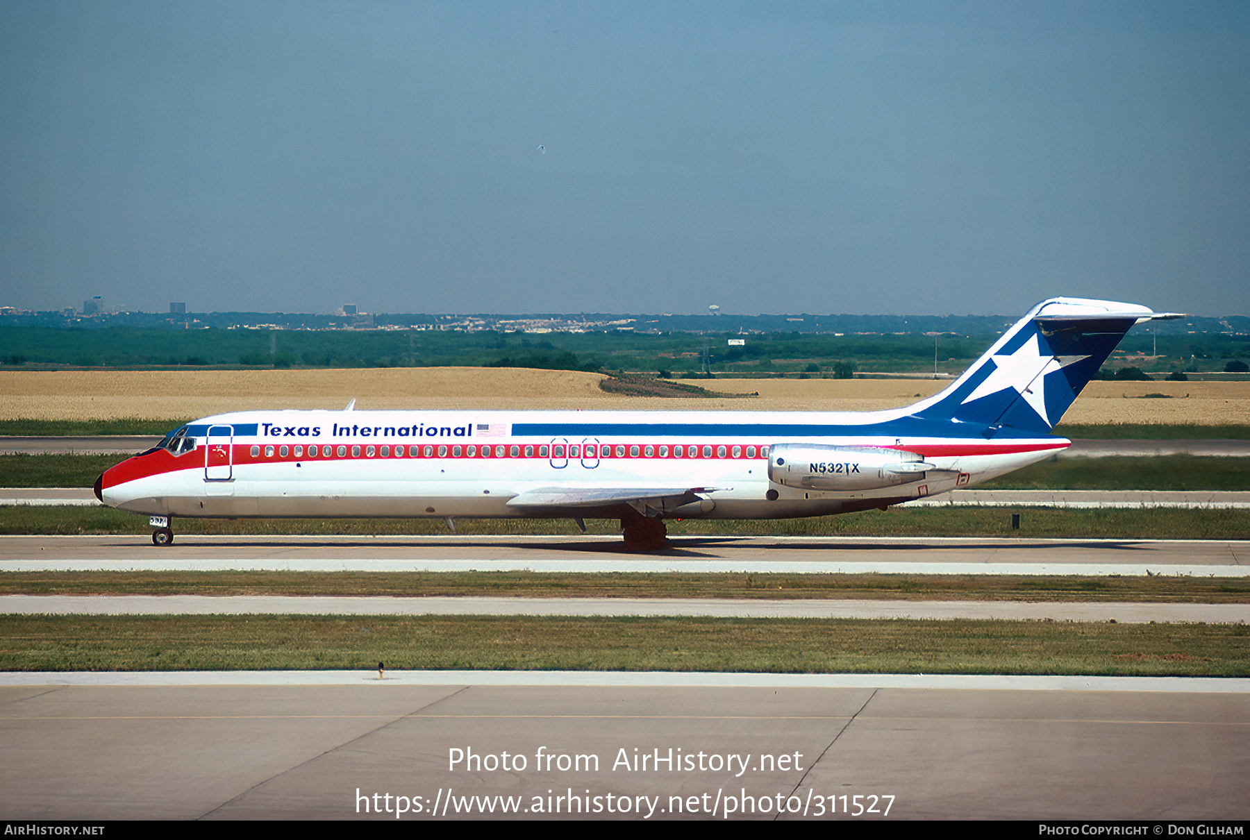 Aircraft Photo of N532TX | McDonnell Douglas DC-9-32 | Texas ...