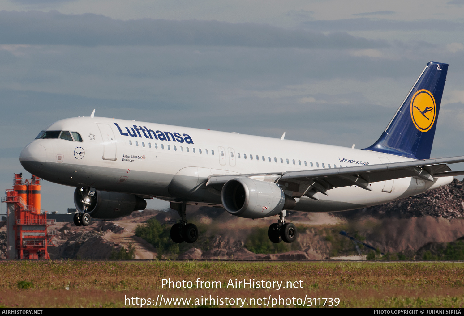 Aircraft Photo of D-AIZL | Airbus A320-214 | Lufthansa | AirHistory.net #311739