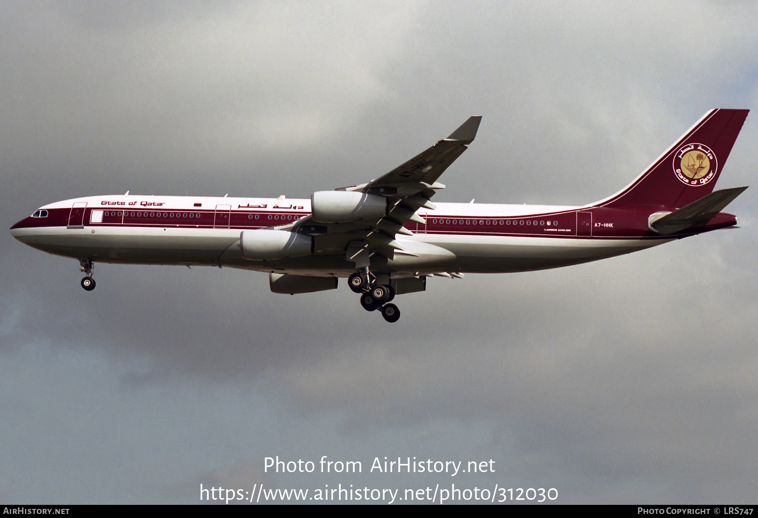 Aircraft Photo of A7-HHK | Airbus A340-211 | State of Qatar | AirHistory.net #312030