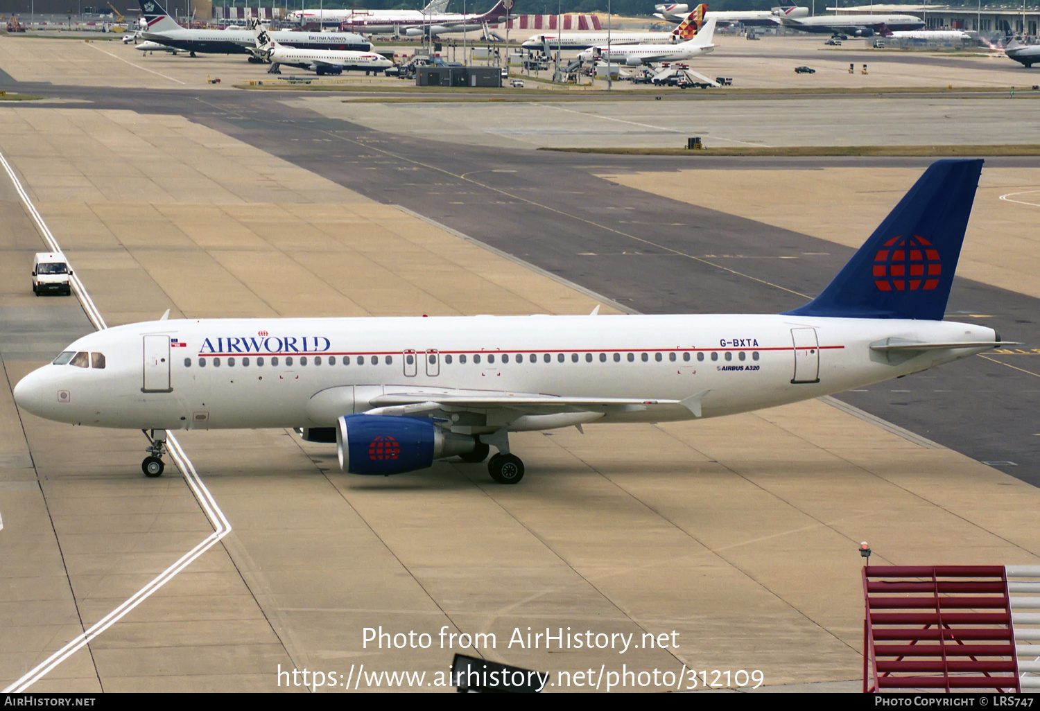 Aircraft Photo of G-BXTA | Airbus A320-214 | AirWorld | AirHistory.net #312109