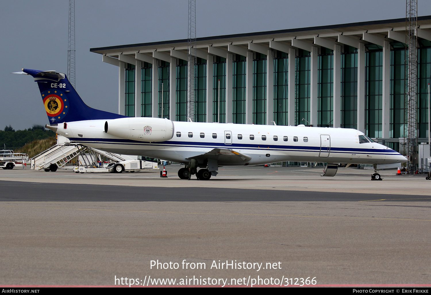 Aircraft Photo of CE-02 | Embraer ERJ-135LR (EMB-135LR) | Belgium - Air Force | AirHistory.net #312366