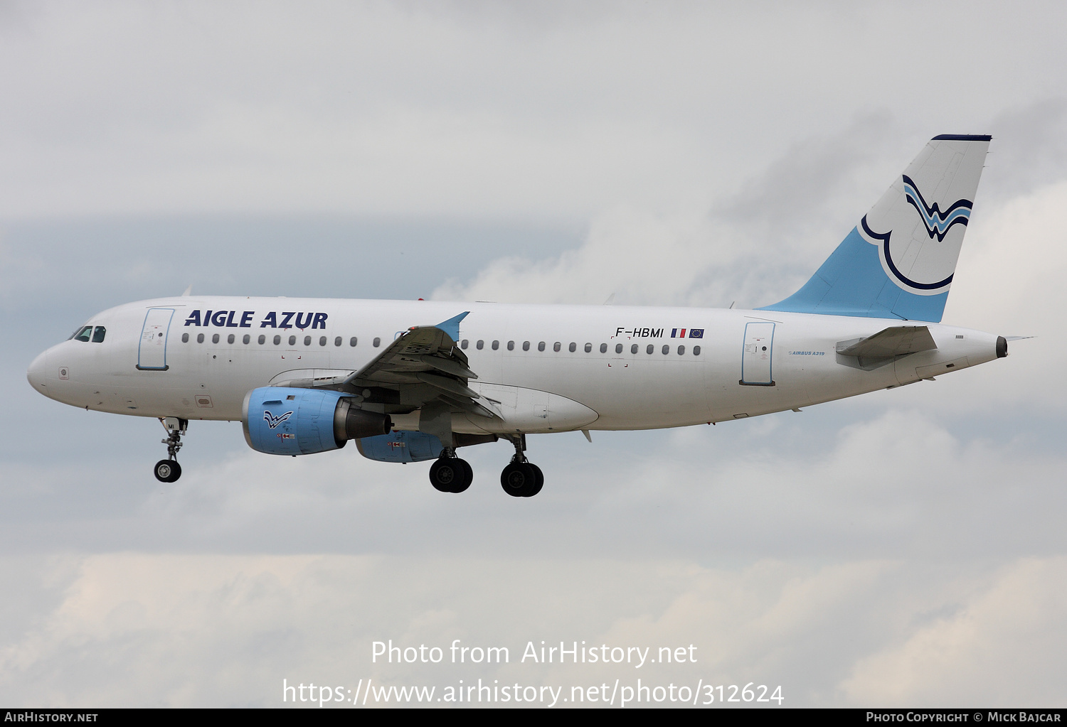 Aircraft Photo of F-HBMI | Airbus A319-114 | Aigle Azur | AirHistory.net #312624