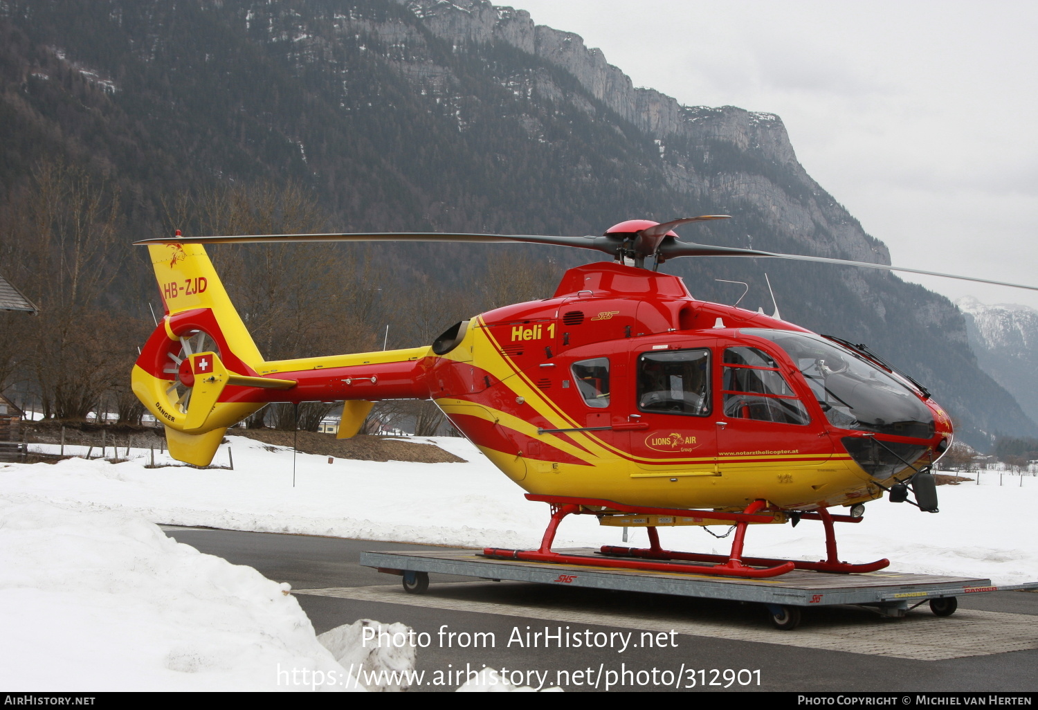 Aircraft Photo of HB-ZJD | Eurocopter EC-135P-1 | Lions Air | AirHistory.net #312901