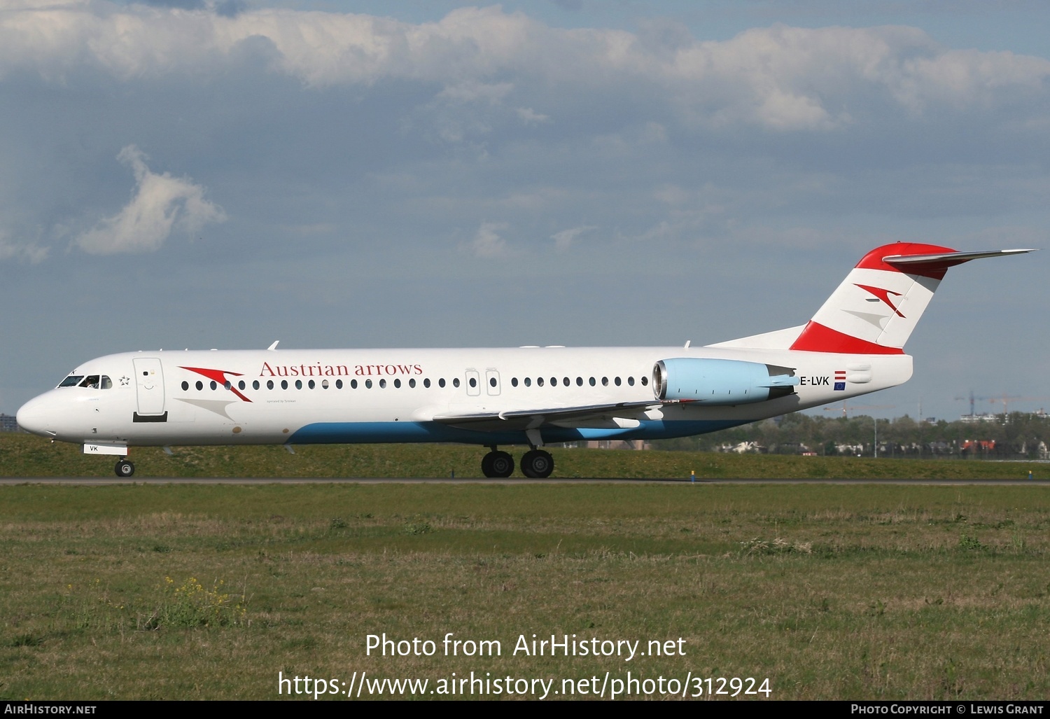 Aircraft Photo of OE-LVK | Fokker 100 (F28-0100) | Austrian Arrows | AirHistory.net #312924