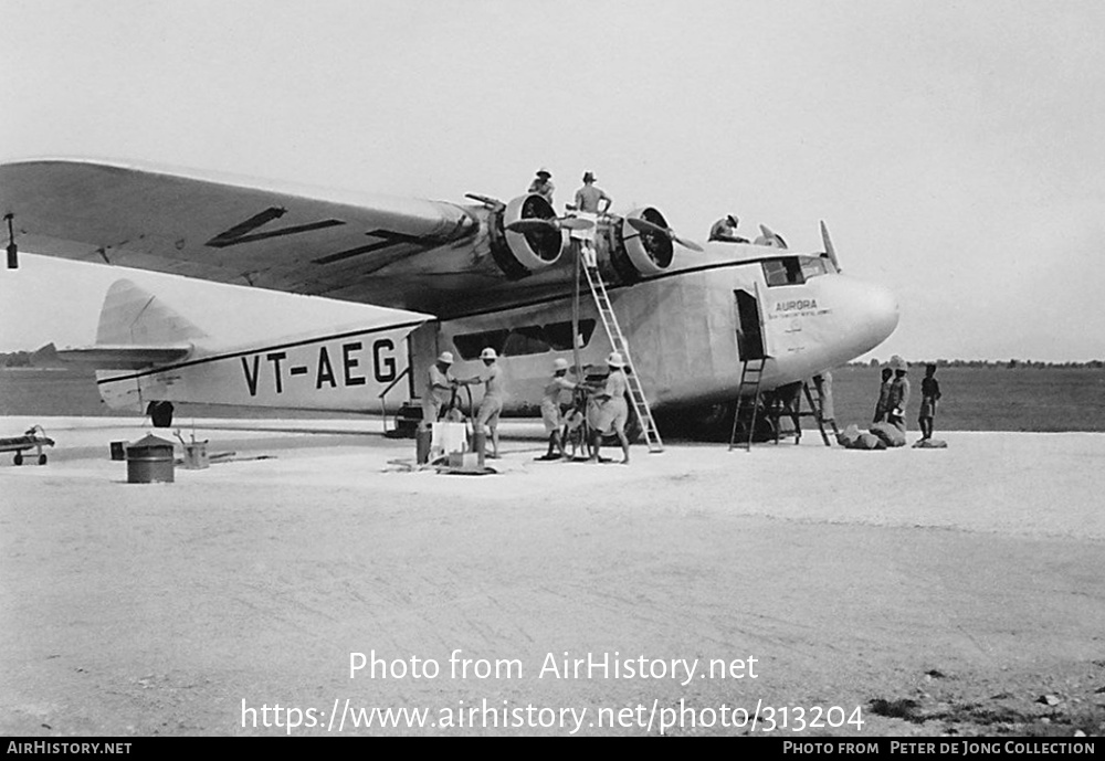 Aircraft Photo of VT-AEG | Armstrong Whitworth AW.15 Atalanta | Indian Trans-Continental Airways | AirHistory.net #313204