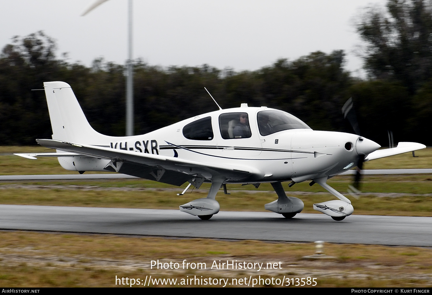 Aircraft Photo of VH-SXR | Cirrus SR-22 G6 | AirHistory.net #313585