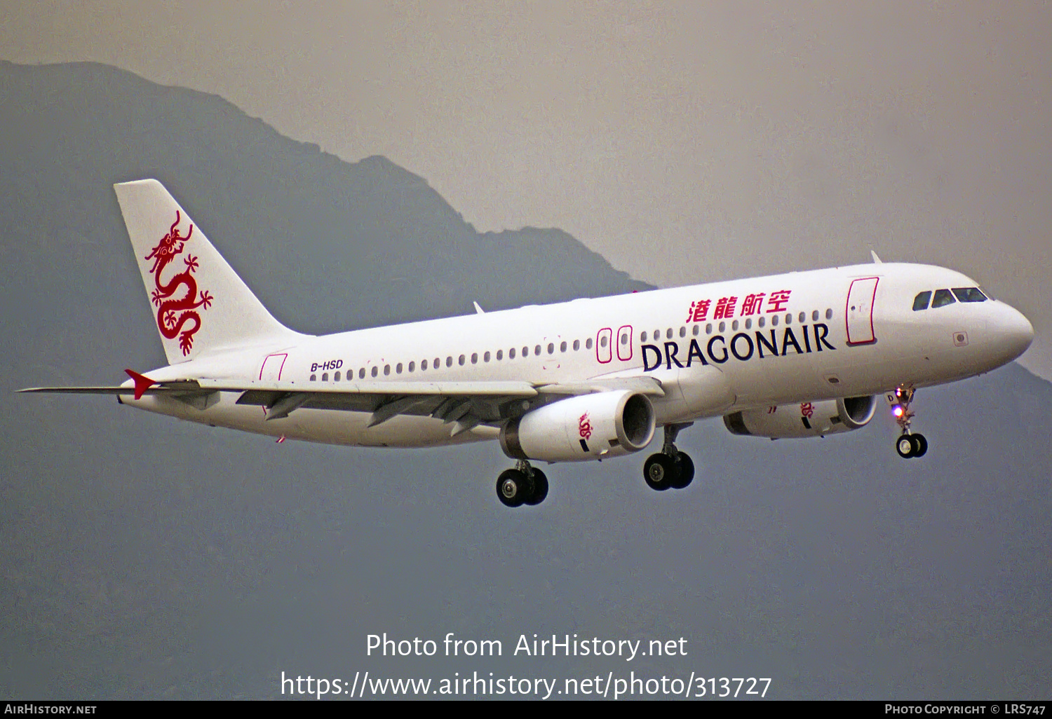 Aircraft Photo of B-HSD | Airbus A320-232 | Dragonair | AirHistory.net #313727