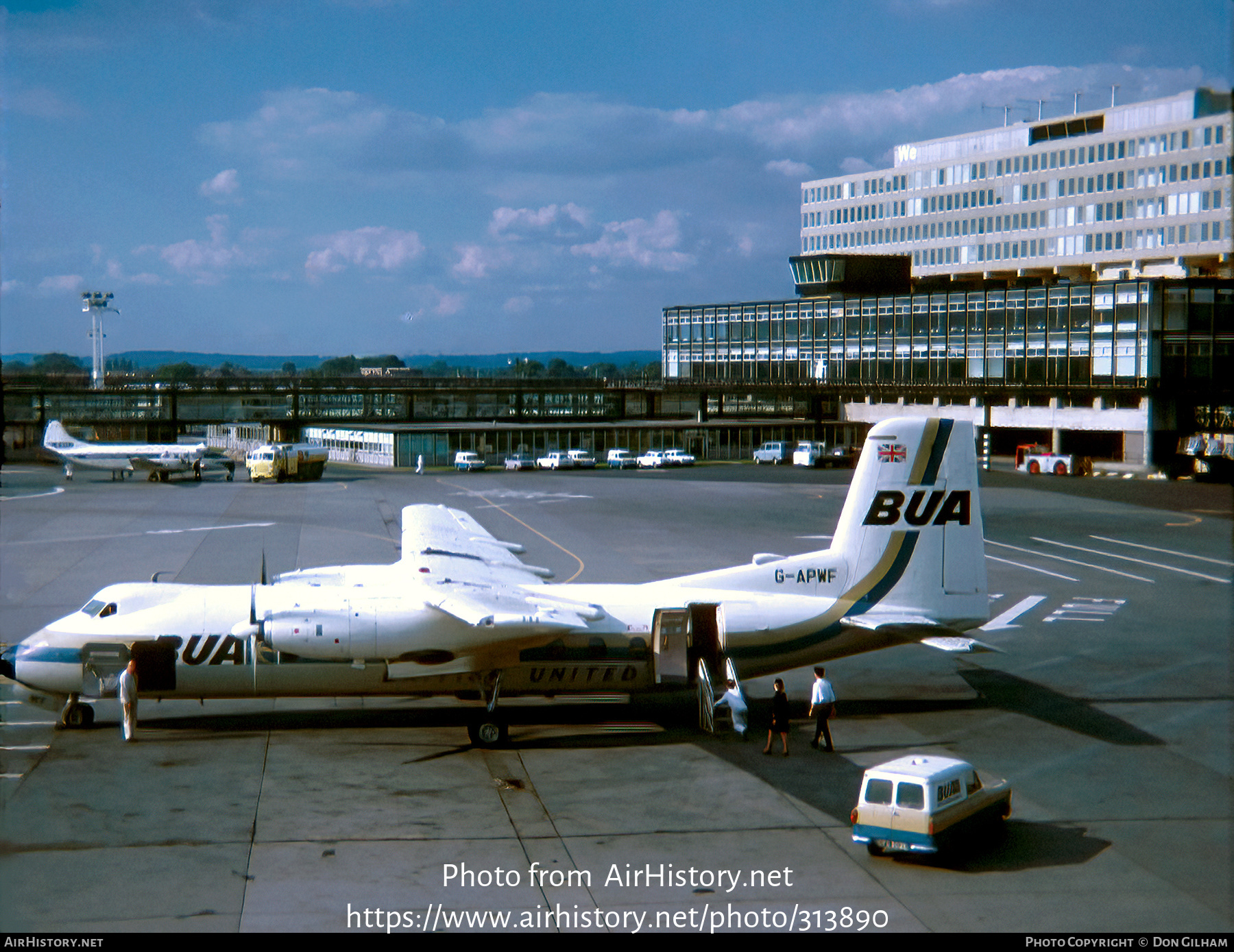 Aircraft Photo of G-APWF | Handley Page HPR-7 Herald 201 | British United Airways - BUA | AirHistory.net #313890