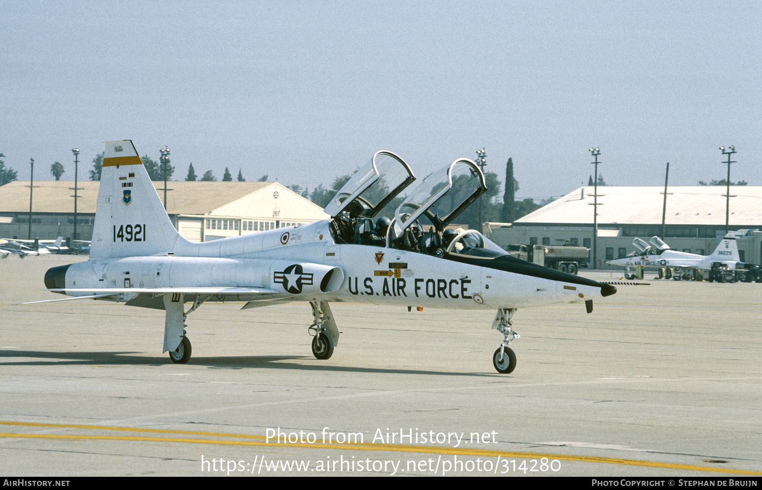 Aircraft Photo of 67-14921 / 14921 | Northrop T-38A Talon | USA - Air Force | AirHistory.net #314280