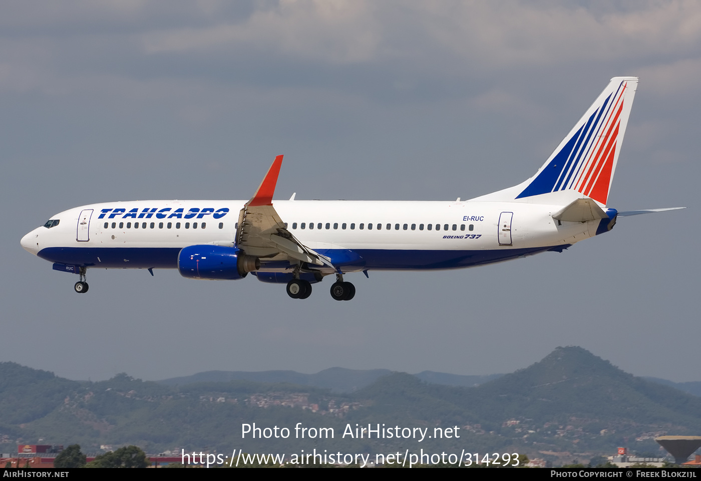 Aircraft Photo of EI-RUC | Boeing 737-86R | Transaero Airlines | AirHistory.net #314293