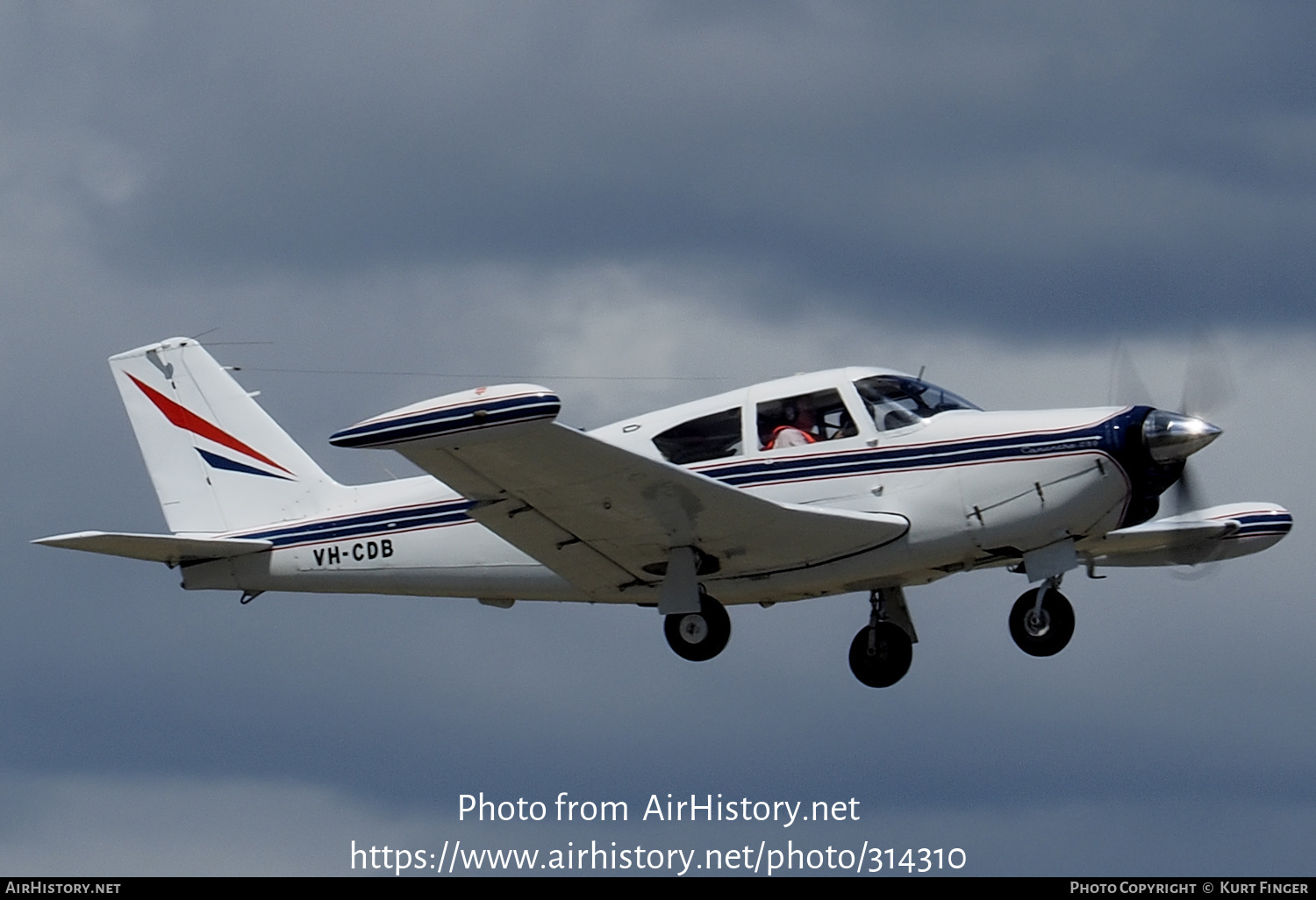 Aircraft Photo of VH-CDB | Piper PA-24-250 Comanche | AirHistory.net #314310