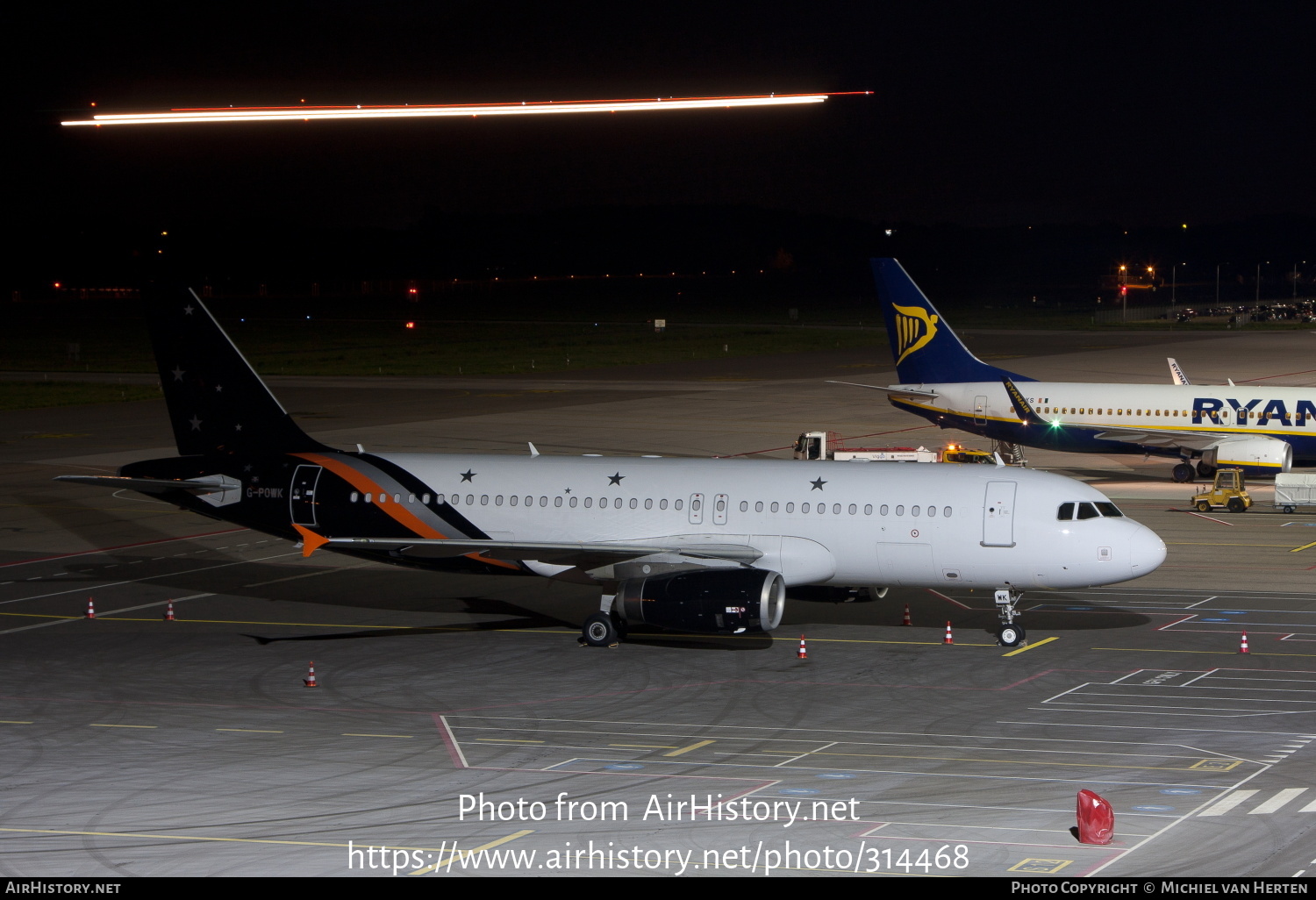 Aircraft Photo of G-POWK | Airbus A320-233 | Titan Airways | AirHistory.net #314468