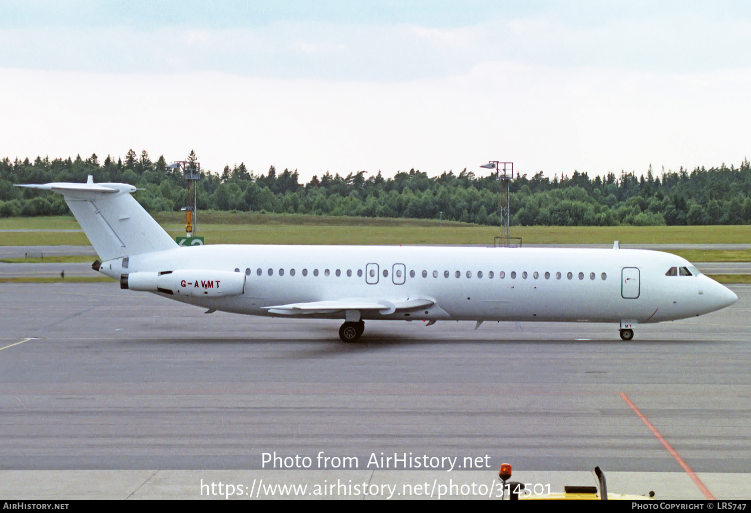 Aircraft Photo of G-AVMT | BAC 111-510ED One-Eleven | AirHistory.net #314501