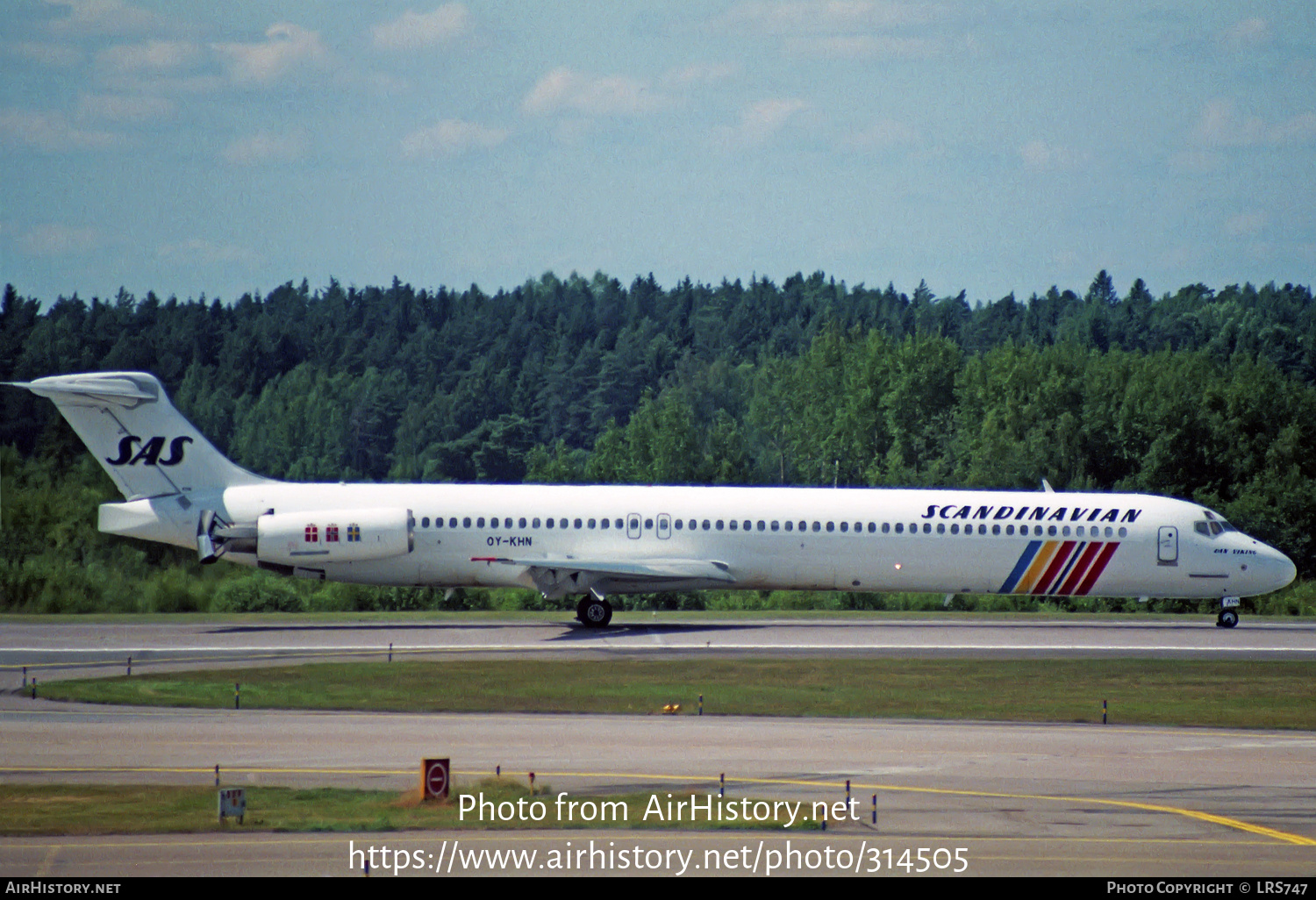 Aircraft Photo of OY-KHN | McDonnell Douglas MD-82 (DC-9-82) | Scandinavian Airlines - SAS | AirHistory.net #314505