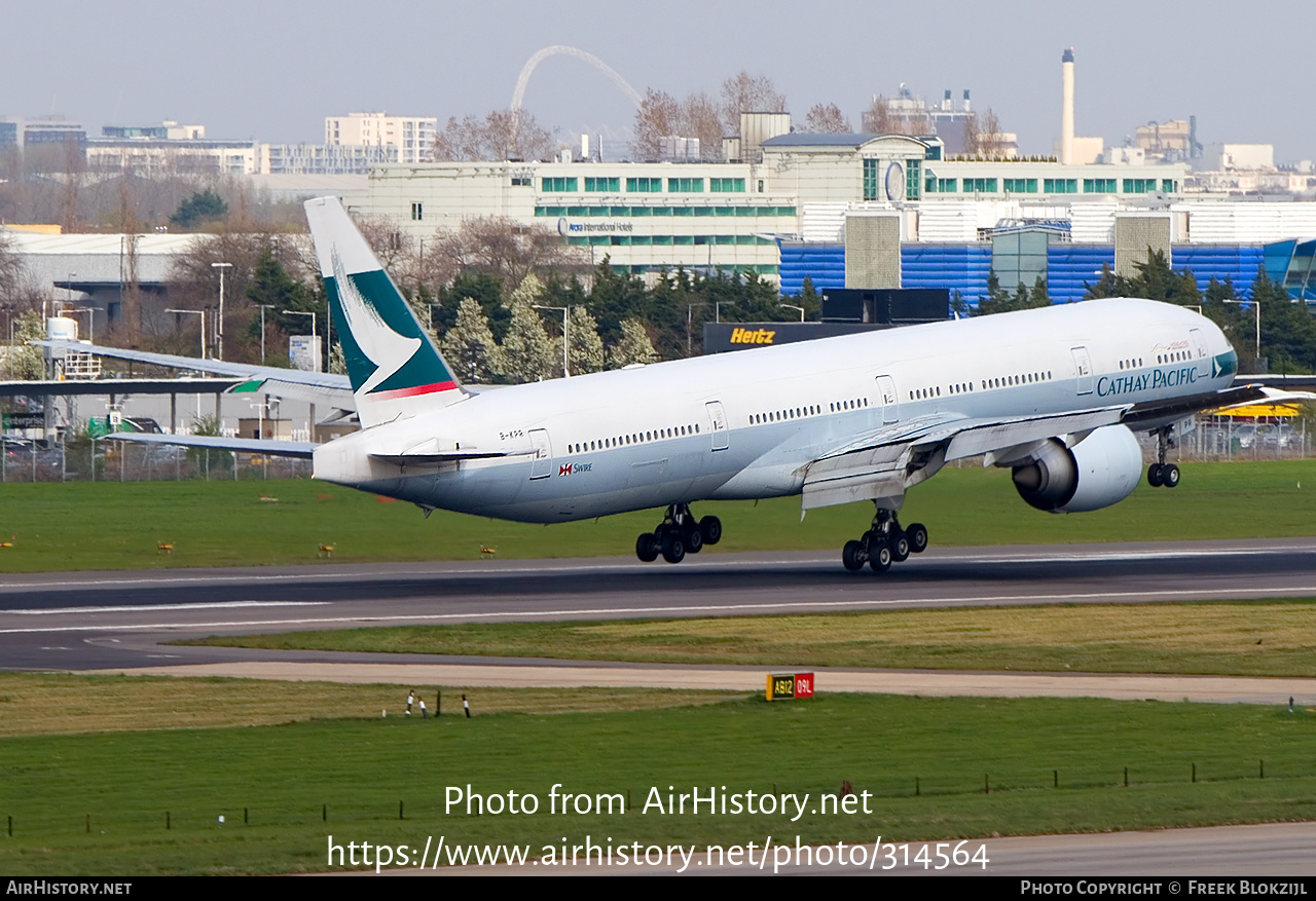 Aircraft Photo of B-KPR | Boeing 777-367/ER | Cathay Pacific Airways | AirHistory.net #314564