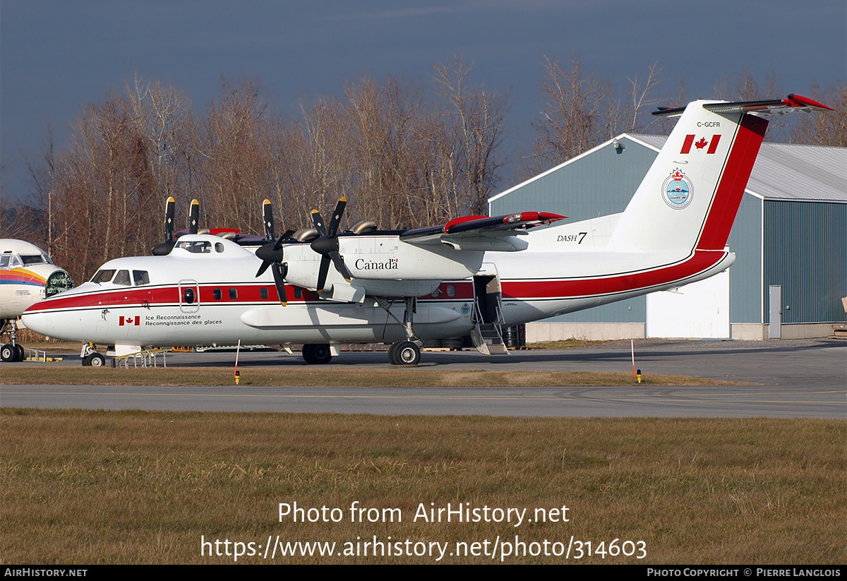 Aircraft Photo of C-GCFR | De Havilland Canada DHC-7-150(IR) Dash 7 | Environment Canada - Ice Reconnaissance | AirHistory.net #314603