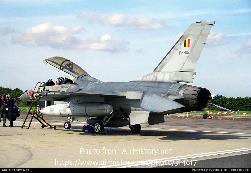 Aircraft Photo of FB-09 | General Dynamics F-16B Fighting Falcon | Belgium - Air Force | AirHistory.net #314617