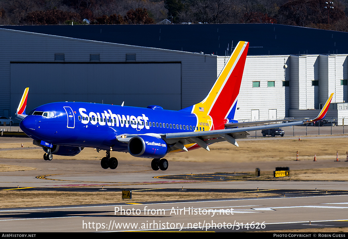 Aircraft Photo of N7874B | Boeing 737-7Q8 | Southwest Airlines | AirHistory.net #314626