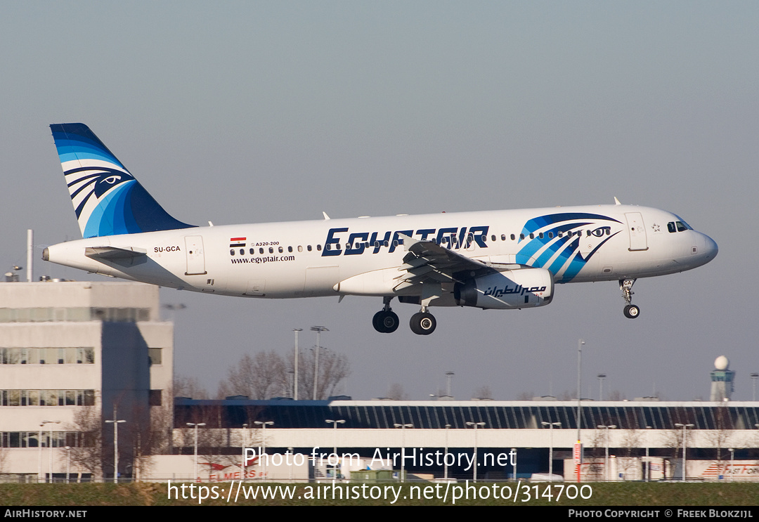 Aircraft Photo of SU-GCA | Airbus A320-232 | EgyptAir | AirHistory.net #314700