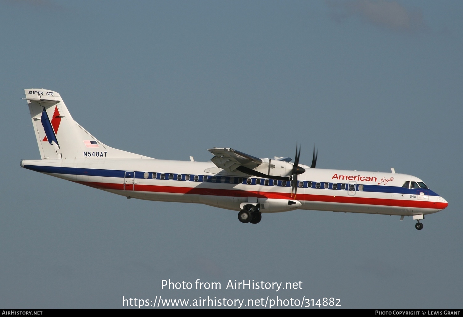 Aircraft Photo of N548AT | ATR ATR-72-500 (ATR-72-212A) | American Eagle | AirHistory.net #314882