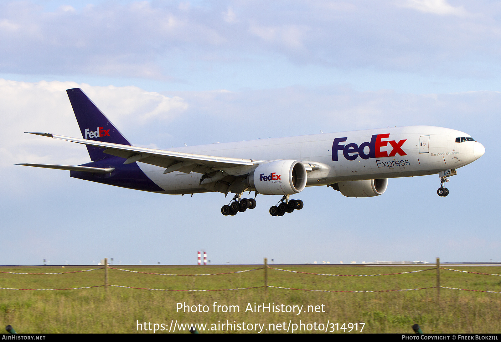 Aircraft Photo of N853FD | Boeing 777-FS2 | FedEx Express - Federal Express | AirHistory.net #314917