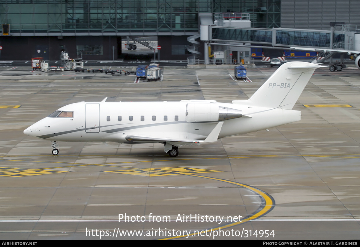 Aircraft Photo of PP-BIA | Bombardier Challenger 604 (CL-600-2B16) | AirHistory.net #314954