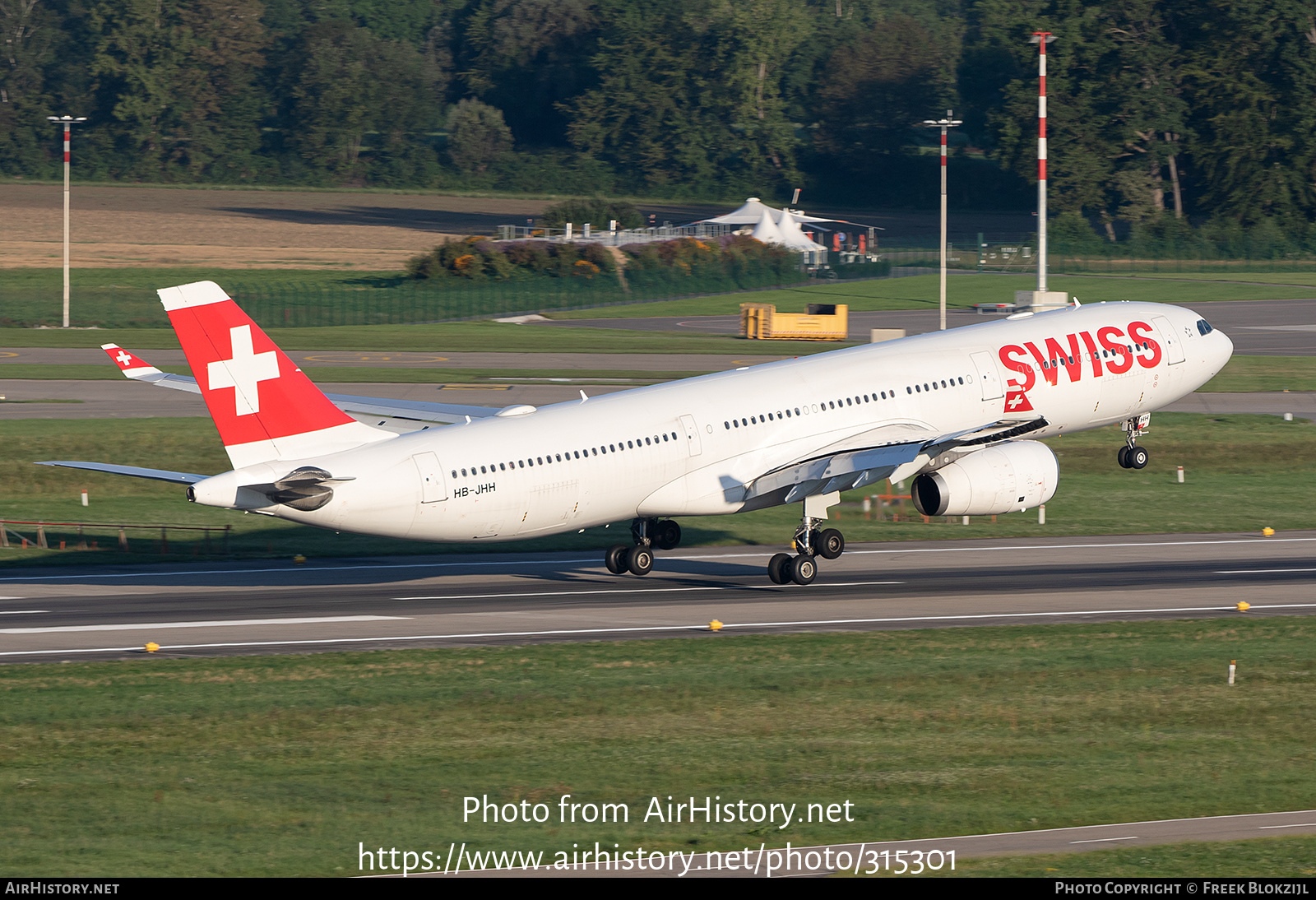 Aircraft Photo of HB-JHH | Airbus A330-343E | Swiss International Air Lines | AirHistory.net #315301