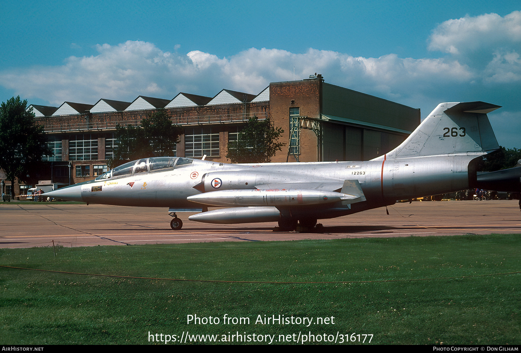 Aircraft Photo of 263 / 12263 | Lockheed TF-104G Starfighter | Norway - Air Force | AirHistory.net #316177