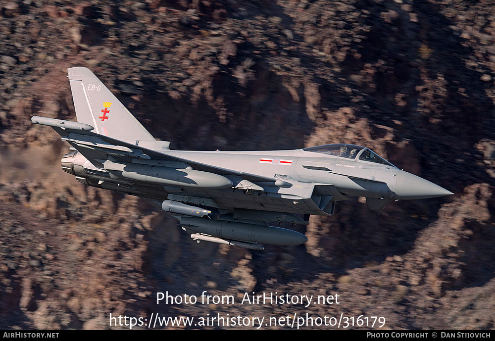 Aircraft Photo of ZK335 | Eurofighter EF-2000 Typhoon FGR4 | UK - Air Force | AirHistory.net #316179