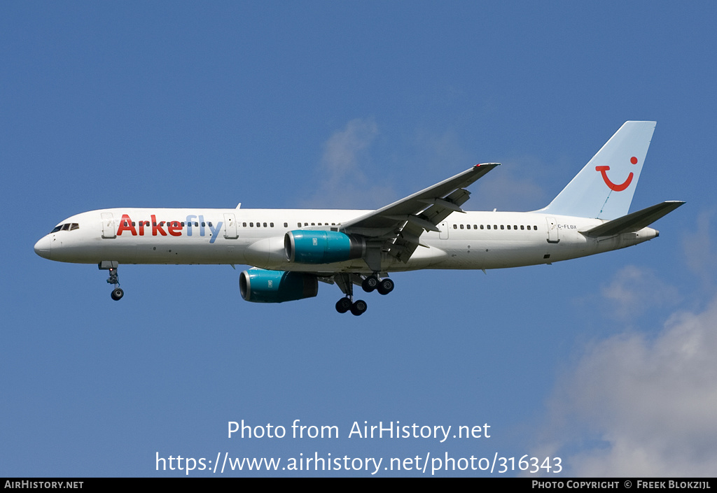 Aircraft Photo of C-FLOX | Boeing 757-2Y0 | ArkeFly | AirHistory.net #316343