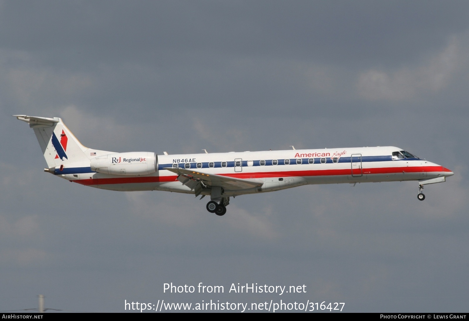 Aircraft Photo of N846AE | Embraer ERJ-140LR (EMB-135KL) | American Eagle | AirHistory.net #316427