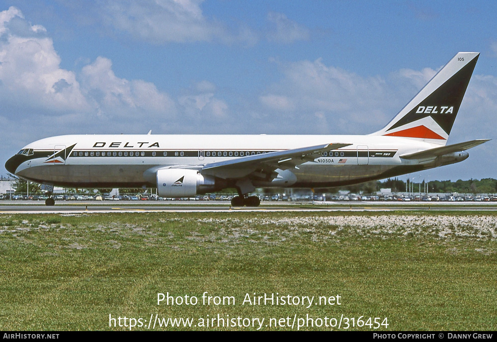 Aircraft Photo of N105DA | Boeing 767-232 | Delta Air Lines | AirHistory.net #316454