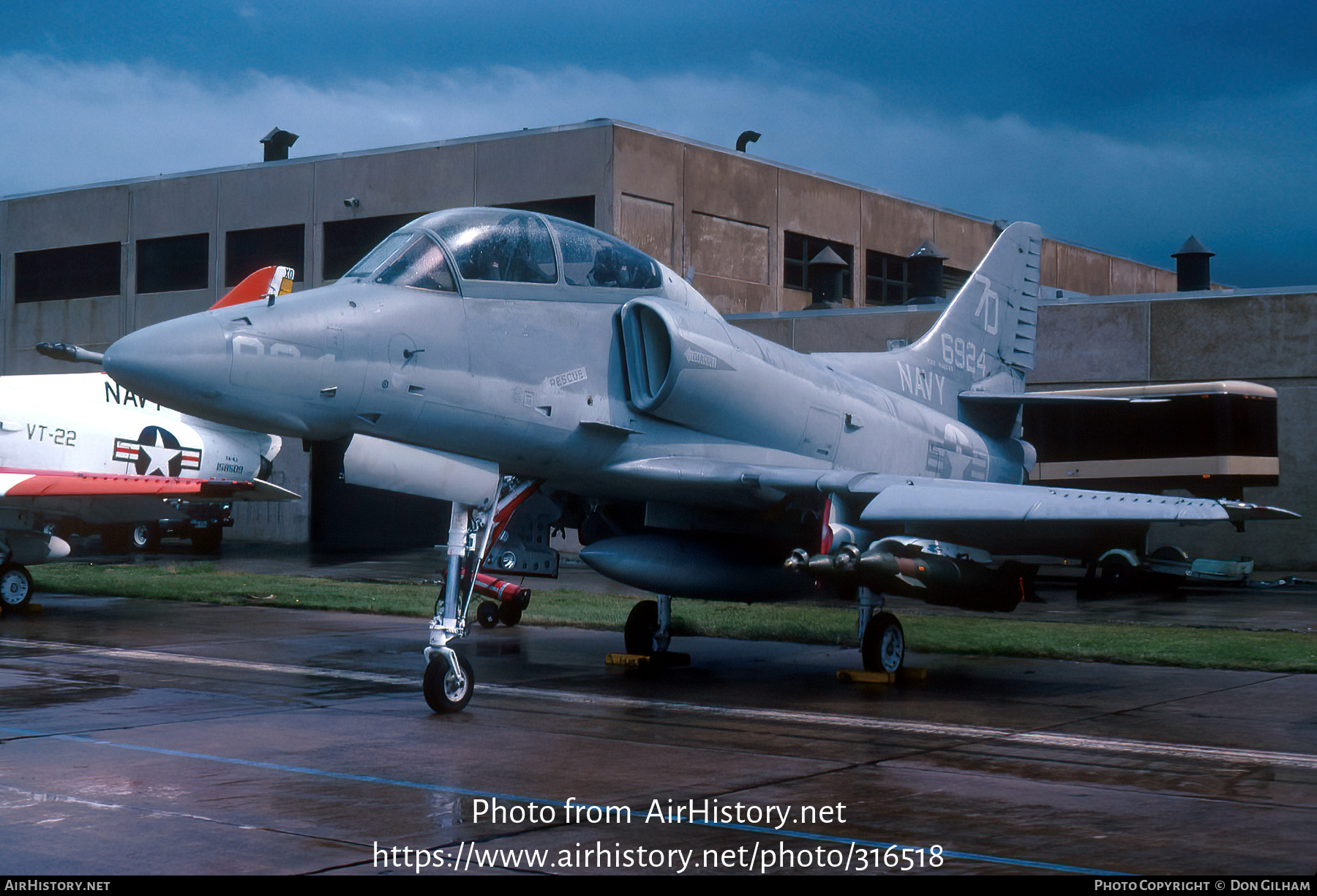 Aircraft Photo of 156924 / 6924 | Douglas TA-4J Skyhawk | USA - Navy | AirHistory.net #316518