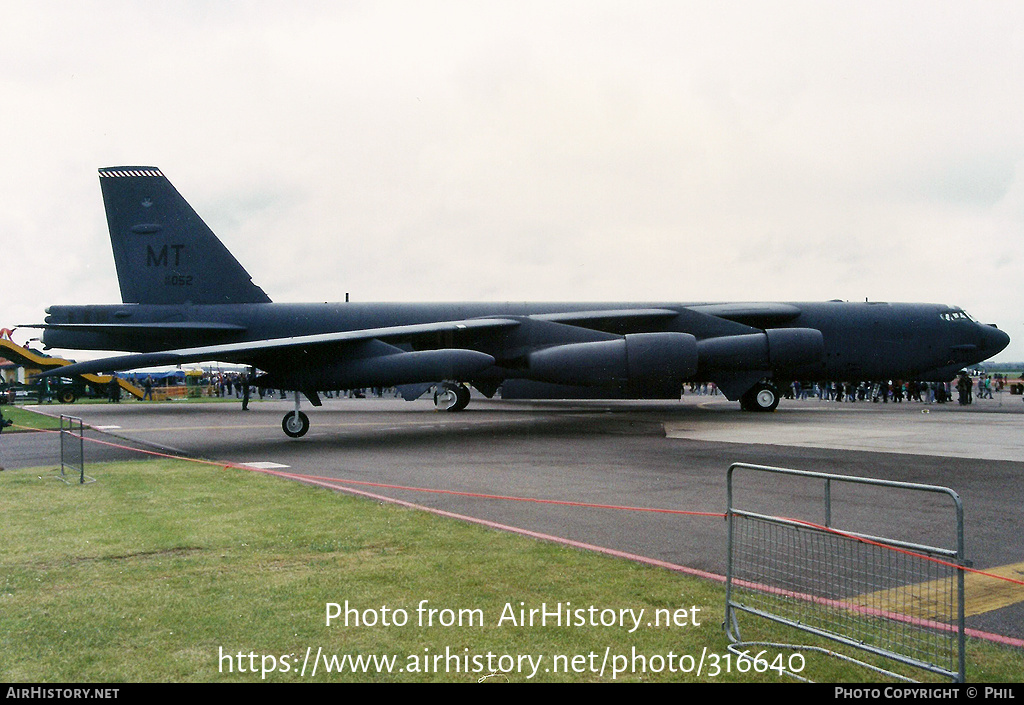 Aircraft Photo of 60-0052 / AF60-052 | Boeing B-52H Stratofortress | USA - Air Force | AirHistory.net #316640