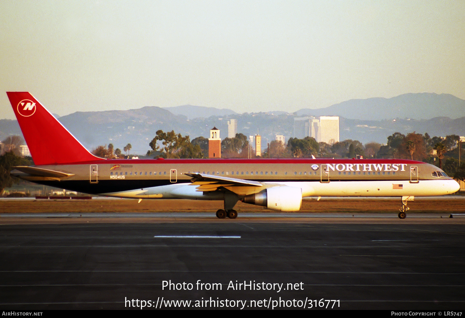 Aircraft Photo of N504US | Boeing 757-251 | Northwest Airlines | AirHistory.net #316771