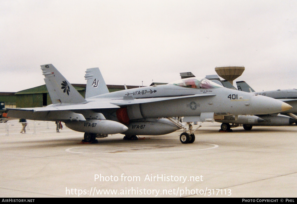 Aircraft Photo of 164675 | McDonnell Douglas F/A-18C Hornet | USA - Navy | AirHistory.net #317113