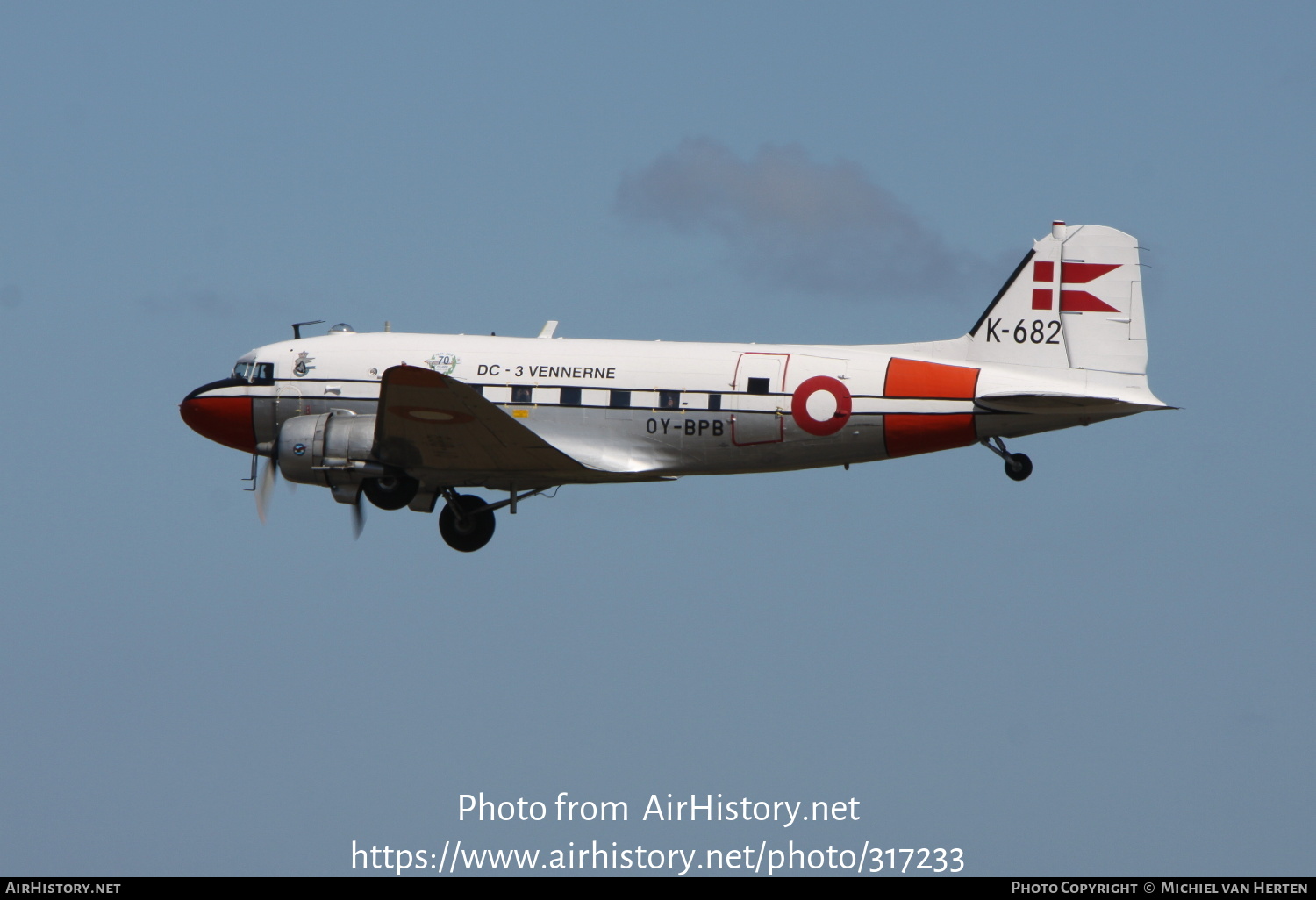 Aircraft Photo of OY-BPB / K-682 | Douglas C-47A Skytrain | Foreningen for Flyvende Museumsfly / DC-3 Vennerne | Denmark - Air Force | AirHistory.net #317233