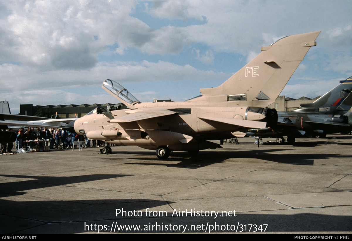 Aircraft Photo of ZA492 | Panavia Tornado GR1B | UK - Air Force | AirHistory.net #317347