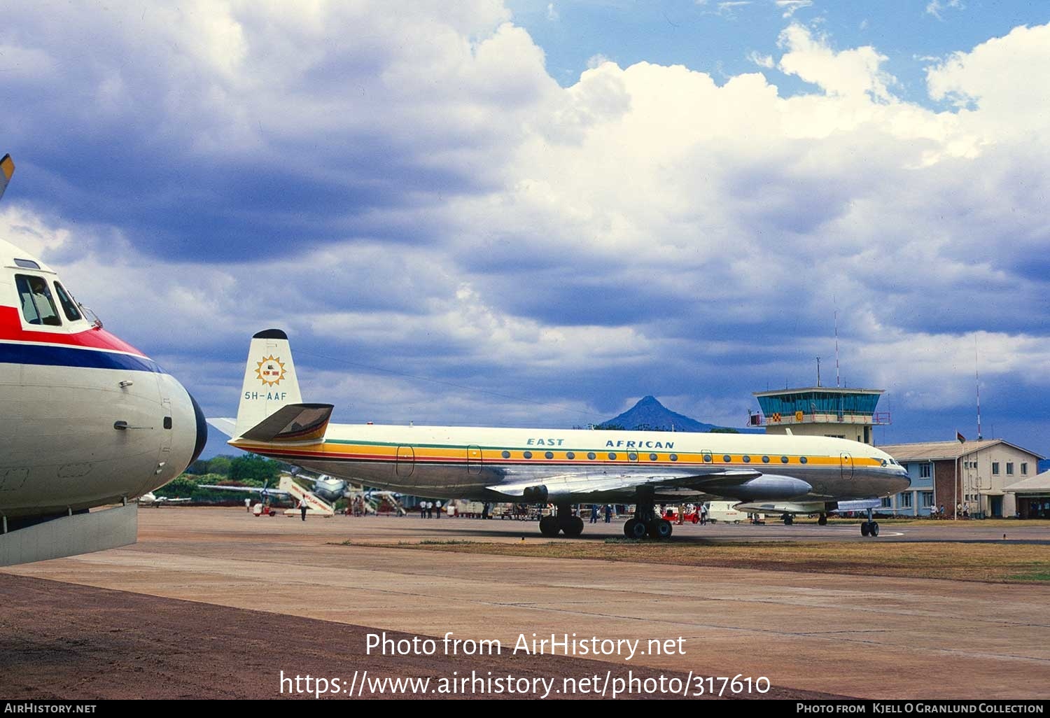 Aircraft Photo of 5H-AAF | De Havilland D.H. 106 Comet 4 | East African Airways | AirHistory.net #317610