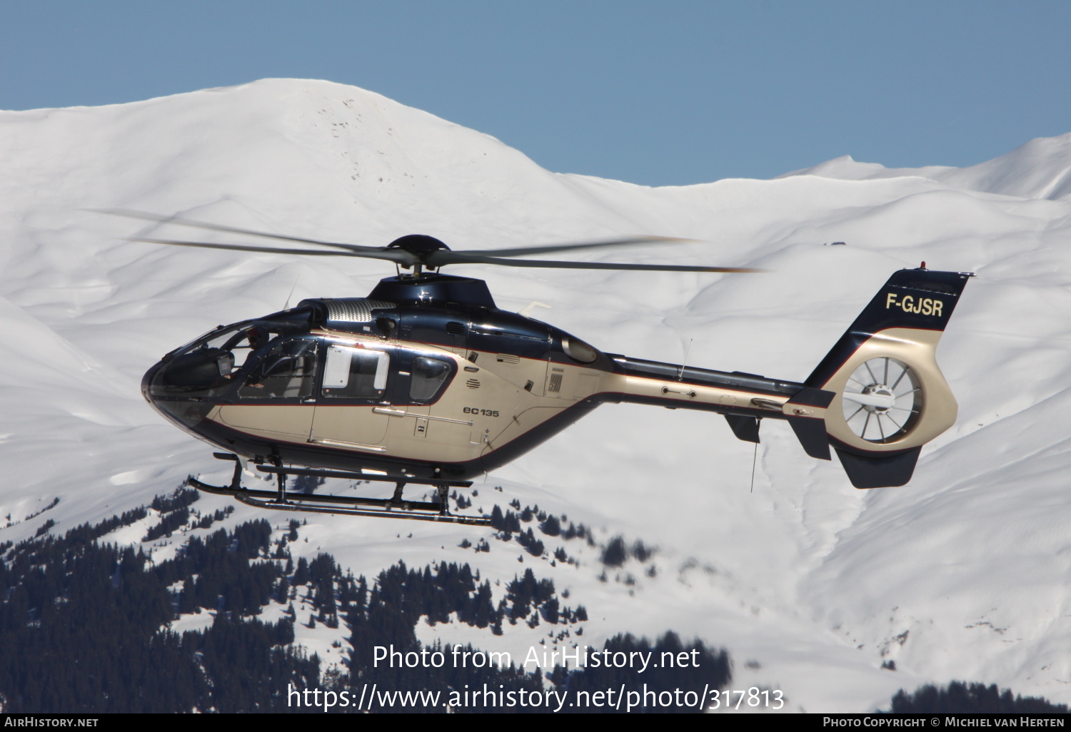 Aircraft Photo of F-GJSR | Eurocopter EC-135T-2 | AirHistory.net #317813