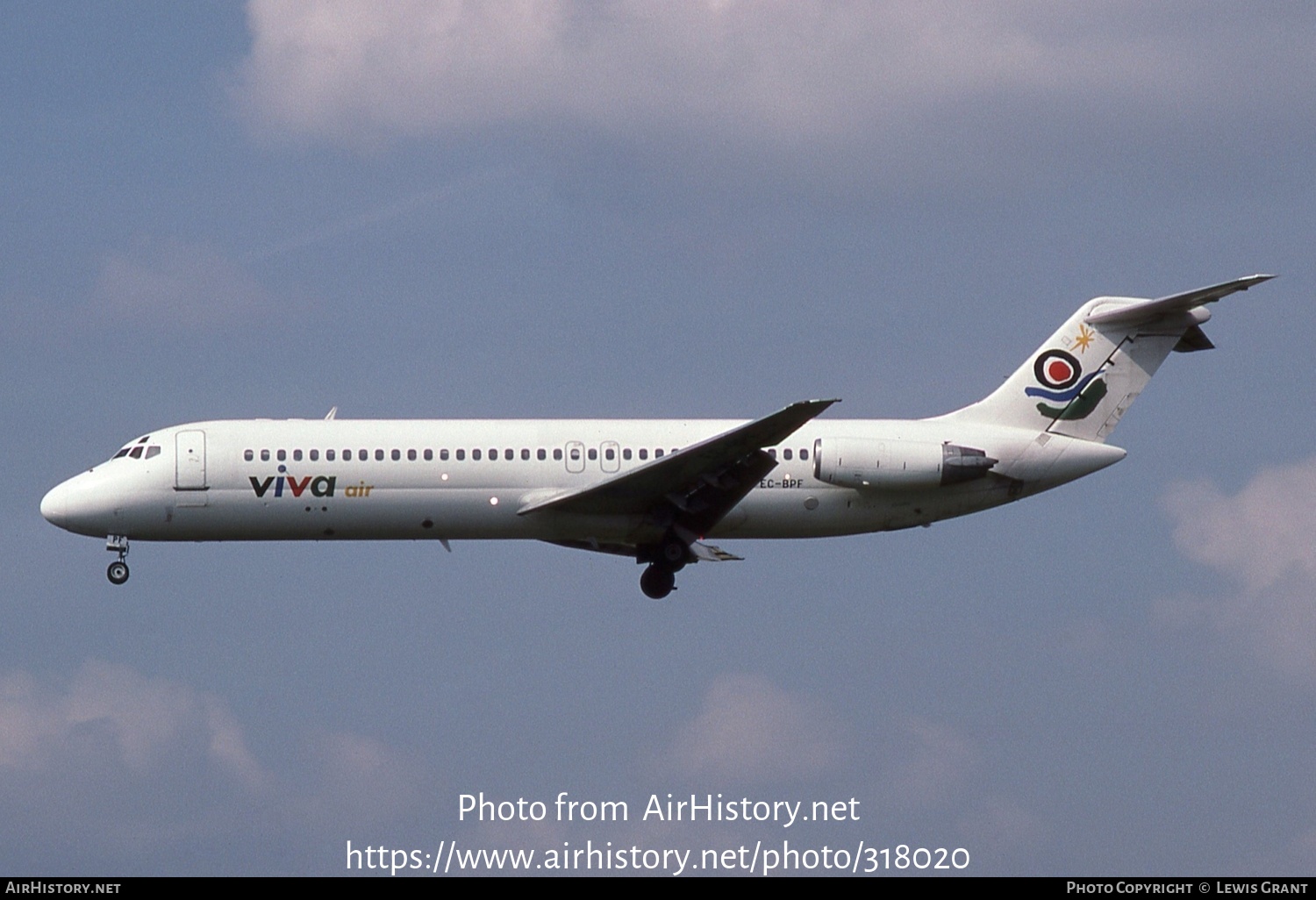 Aircraft Photo of EC-BPF | McDonnell Douglas DC-9-32 | Viva Air | AirHistory.net #318020